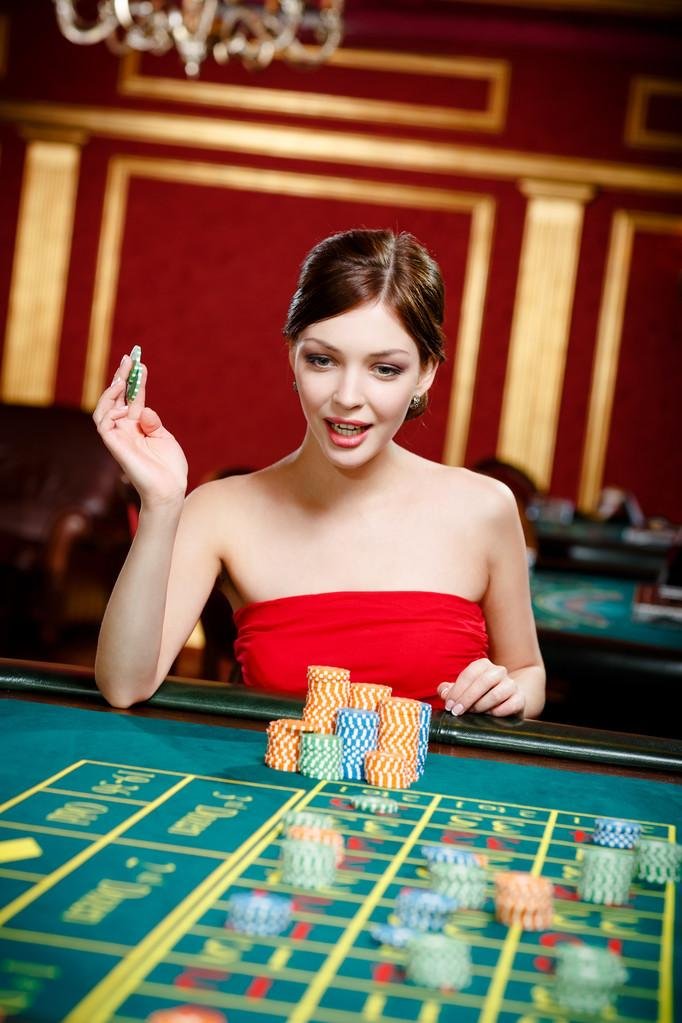 mmk38 APP Mobile ကတ်ဂိမ်း Baccarat Poker Myanmar MMK